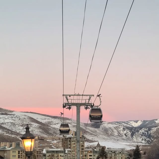 Zach5280's tweet card. Zachary Varón (@zach5280) • Instagram photos and videos