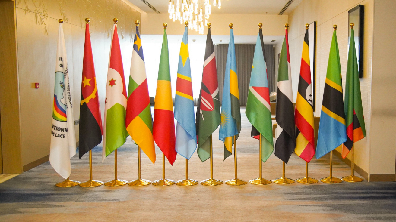 ISSAfricaFR's tweet card. Au cœur de la crise régionale, la RDC, présidente de la CIRGL, peut relancer une dynamique de sécurité collective.