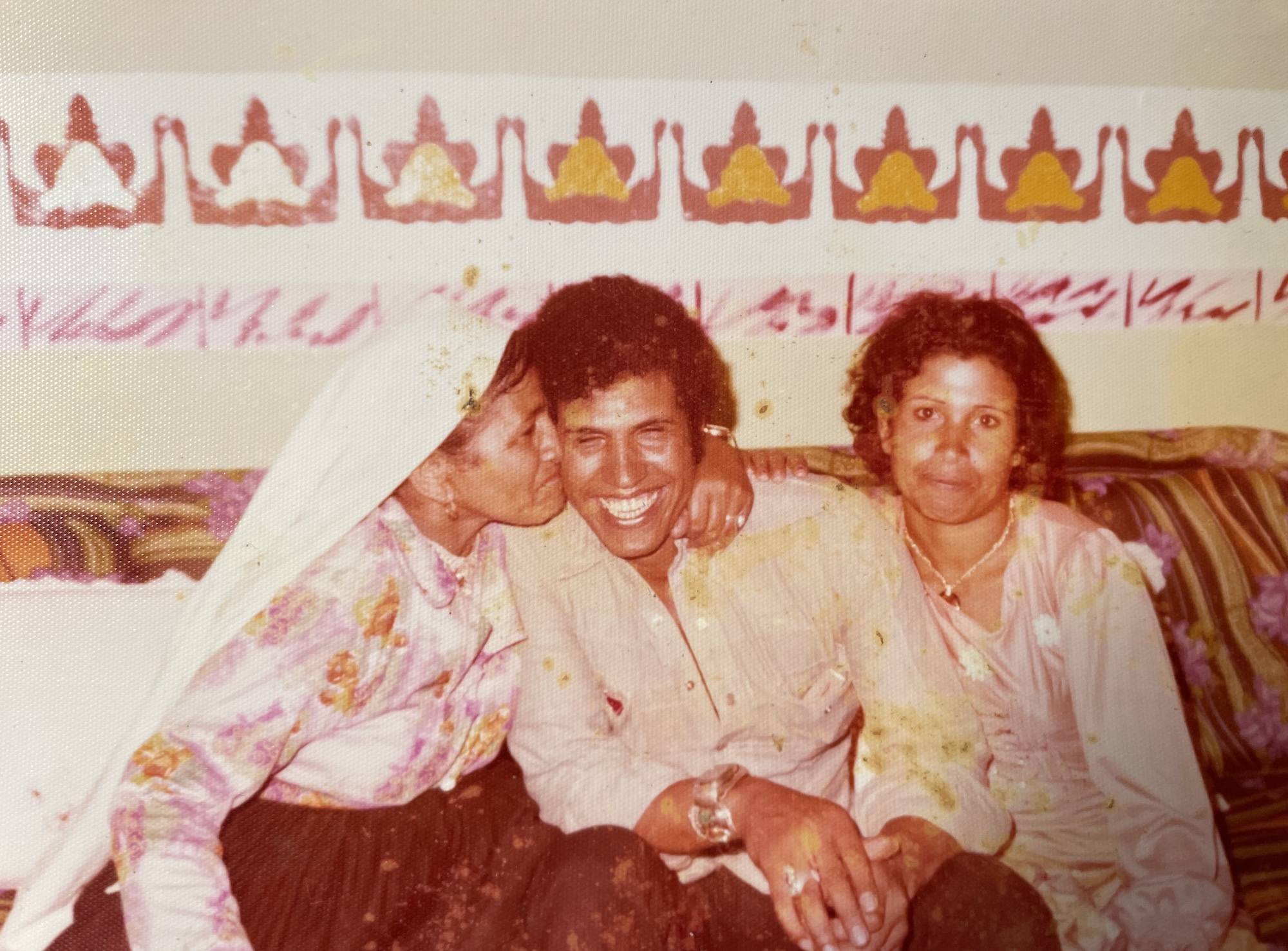 MaxMolab's tweet card. A Palestinian catalog of ruin and resilience.