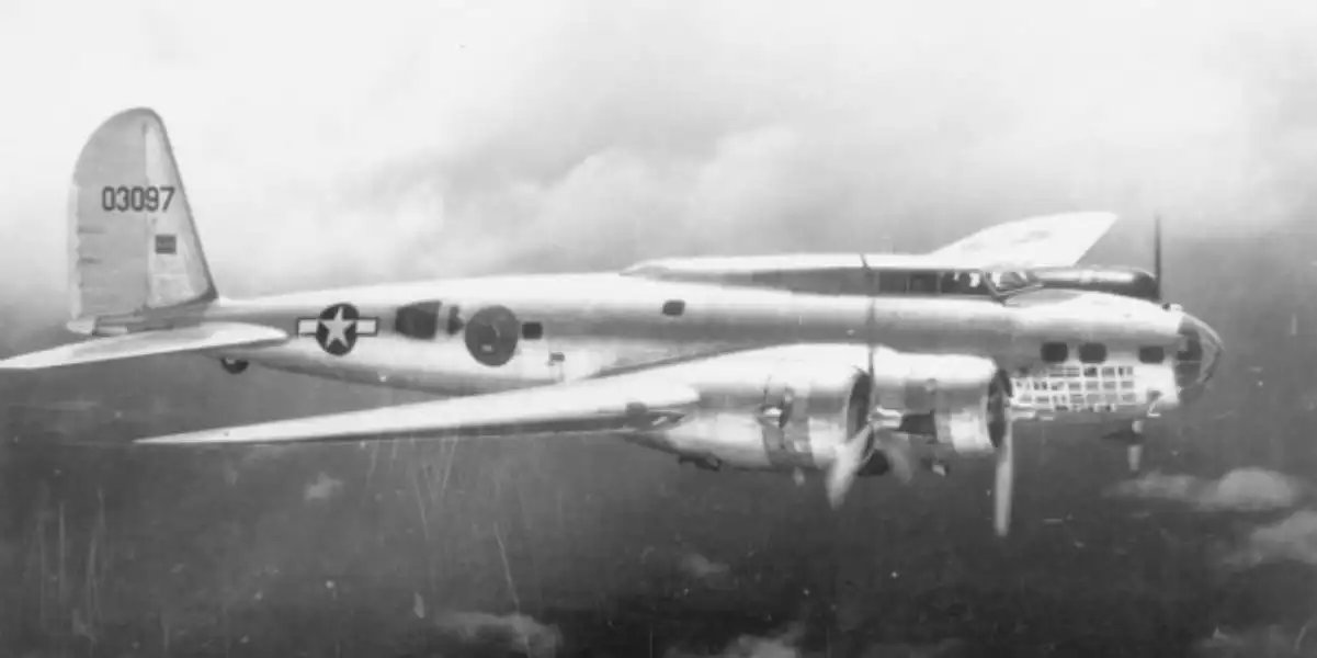 TAGC17's tweet card. The story of B-17D "The Swoose," the oldest surviving Flying Fortress World War II strategic bomber aircraft