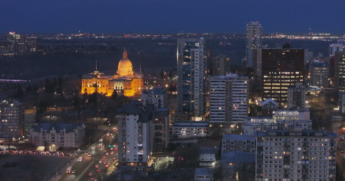 joshclassenCTV's tweet card. The bottom won’t fall out on temperatures immediately, but, the warm spell is definitely over.