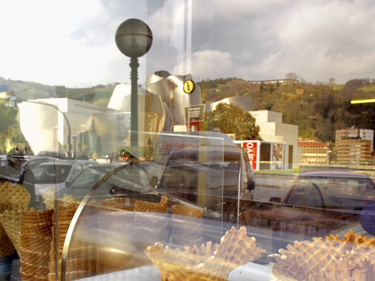 DomusWeb's tweet card. By breaking free from the rules of documentation, architectural photography can become a personal and unexpected narrative. Paolo Rosselli discusses this with Domus ahead of his exhibition at...