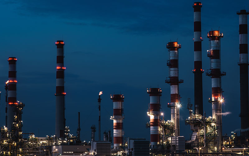 UCL_ISR's tweet card. Applications are now open for a studentship 'The future role of UK refineries in a net zero transition' available to UK students, to be awarded by the UCL EPSRC DTP.