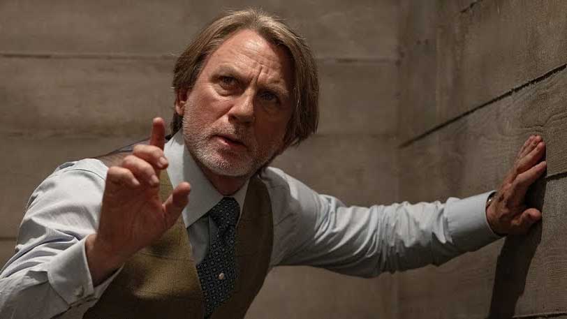 nerdvana's tweet card. Wake Up Dead Man: A Knives Out Mystery, the newest Benoit Blanc whodunnit from writer and director Rian Johnson, is in select theaters Nov. 26 and on Netflix Dec. 12.