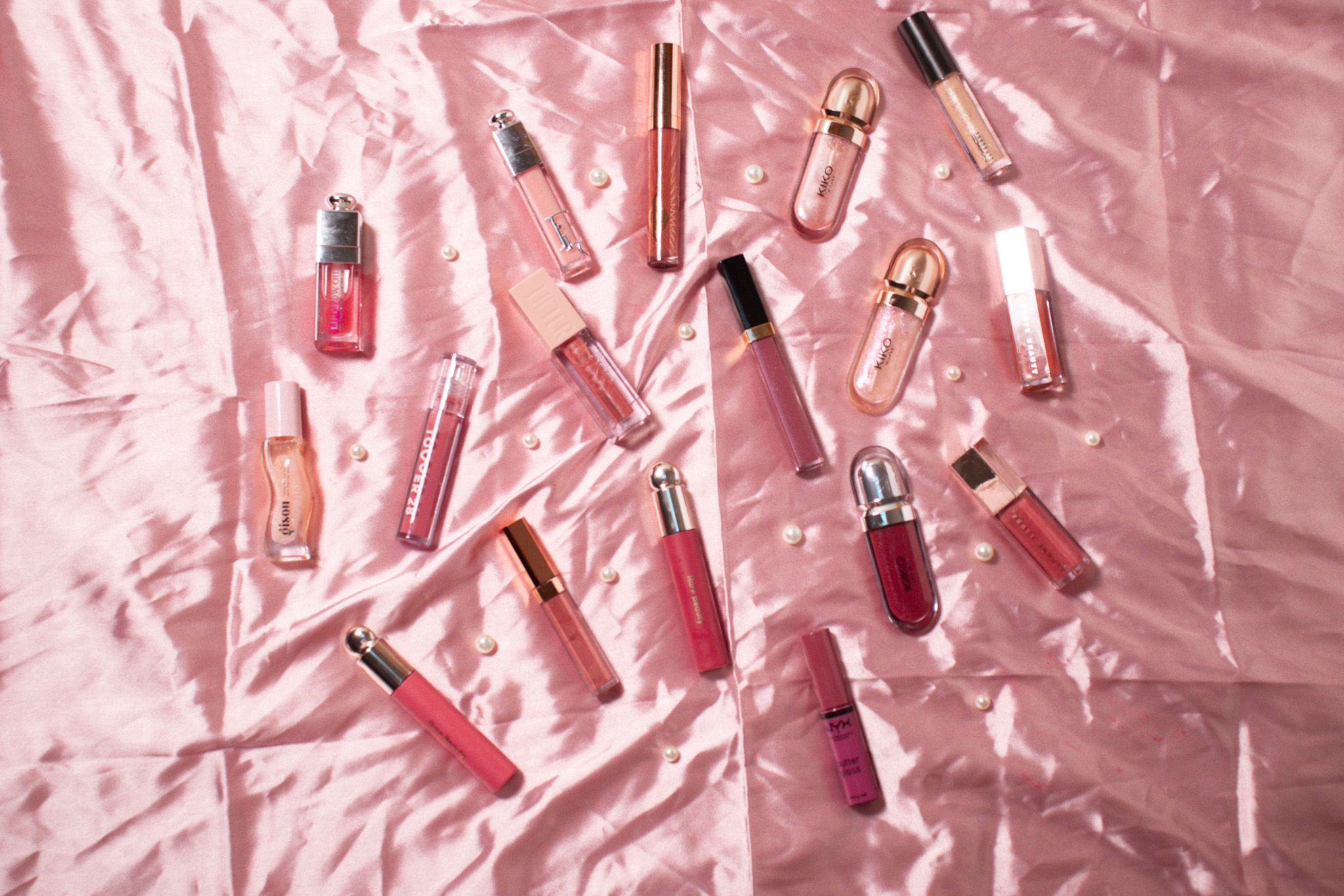 winniexyong's tweet card. hi pretties! here is my lipgloss edit! lipgloss is my second highest purchased lip product, and here are some favorites!