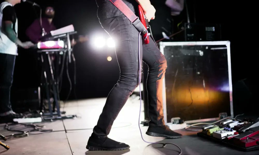 donporquex's tweet card. Javi Maneiro deja Heredeiros da Crus y la banda cancela sus próximos conciertos, incluido Exporock en A Coruña; claves y contexto ampliados. Javi Maneiro ha comunicado su salida inmediata de Herede...