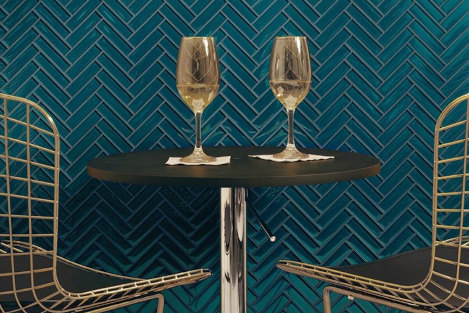 StyleAtHome's tweet card. Whether you’re designing or renovating your home or yearning for a big-impact spot-change, tile can take you there.