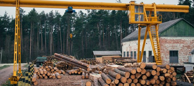 OccHealthSafety's tweet card. A 39-year-old worker was fatally crushed when unstable lumber stacks collapsed at an Oregon sawmill, leading state safety officials to issue serious citations and renew warnings about widespread...