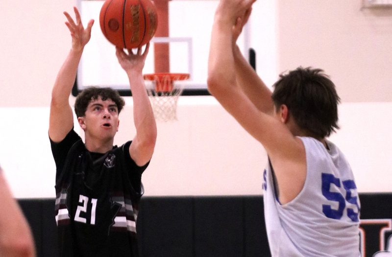 PrepHoops_WI's tweet card. 2024-25 Final Standings: 1. Aquinas 9-3 (26-3); 1. Holmen 9-3 (19-6); 3. Onalaska 8-4 (19-8); 3. La Crosse Central 8-4 (15-10); 5. Sparta 5-7 (16-10); 6. Tomah 2-10 (9-17); 7. La Crosse Logan 1-11...