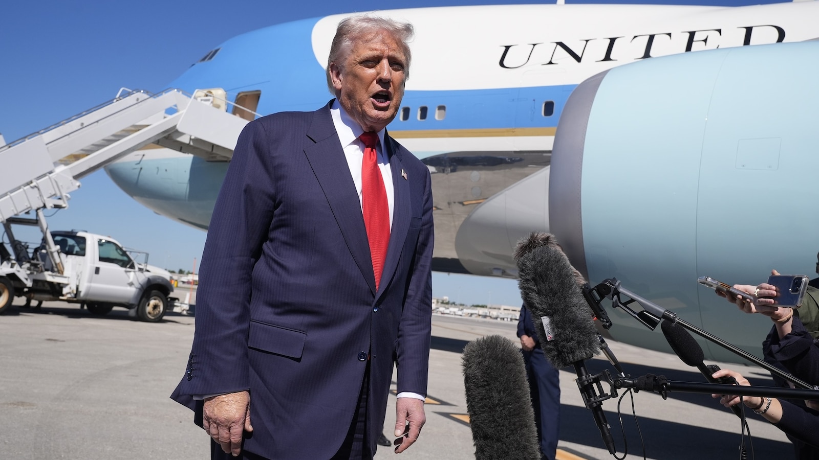 ABC's tweet card. A federal judge in Rhode Island has ordered the Trump administration to distribute SNAP contingency money "as soon as possible."