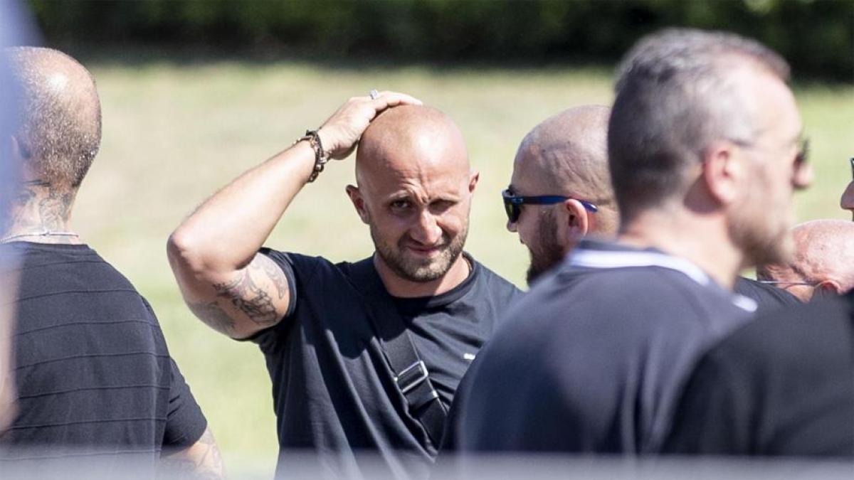 Gazzetta_it's tweet card. Per la Direzione Distrettuale Antimafia di Milano sarebbe stato a capo di un'associazione che importava stupefacenti dalla Spagna per spacciarli in Italia