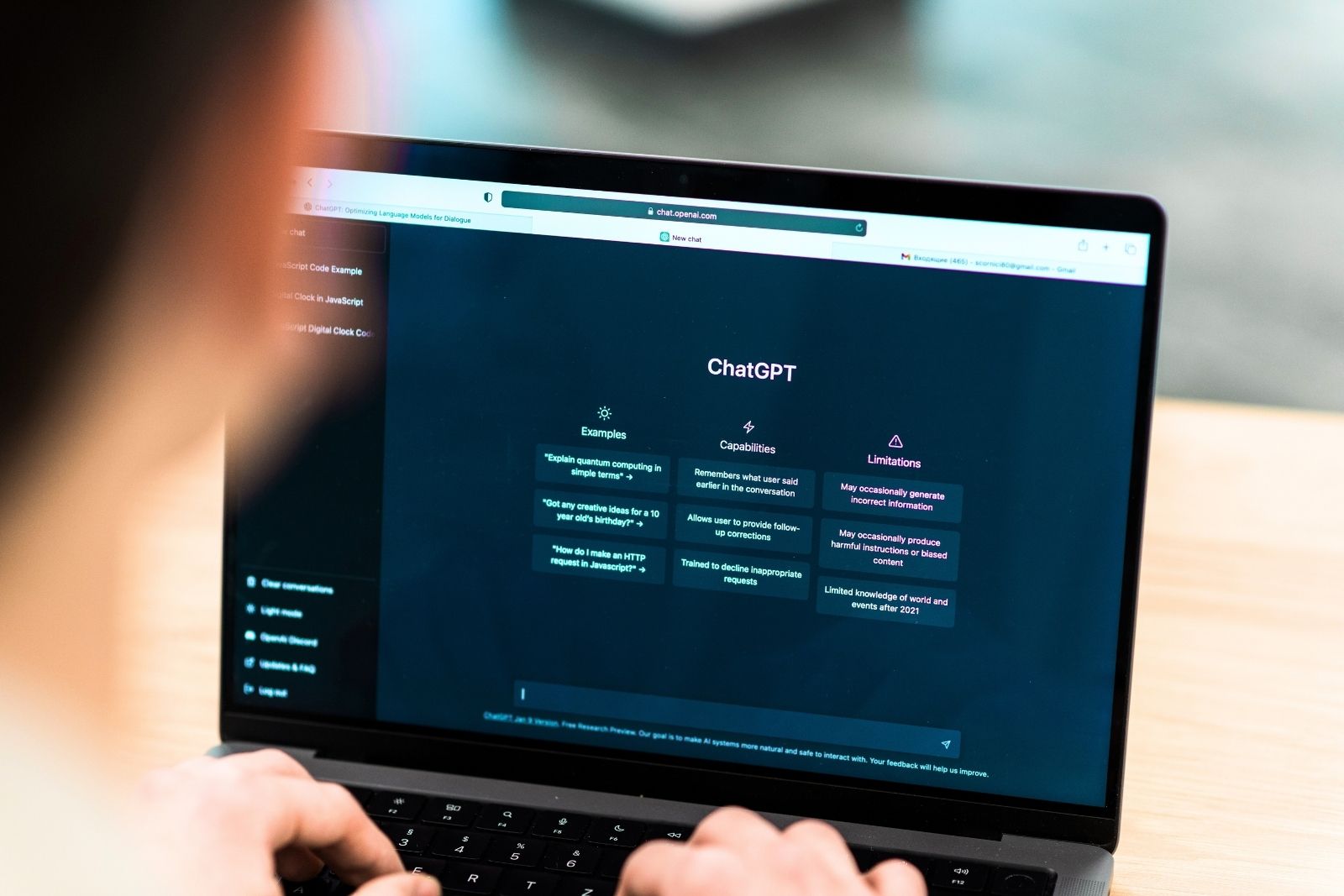 TalkAndroid's tweet card. If you’ve ever lost an afternoon pulling together research for a report, a school project, or a market analysis, there’s good news: ChatGPT now includes a