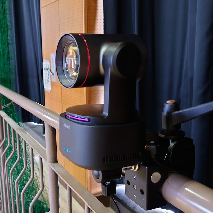 ProAV_Picks's tweet card. スポーツ観戦中、応援も撮影も諦めたくないあなたへ！PTZカメラなら、遠隔操作とショートカットキーで、応援しながら高品質な動画撮影が可能です！