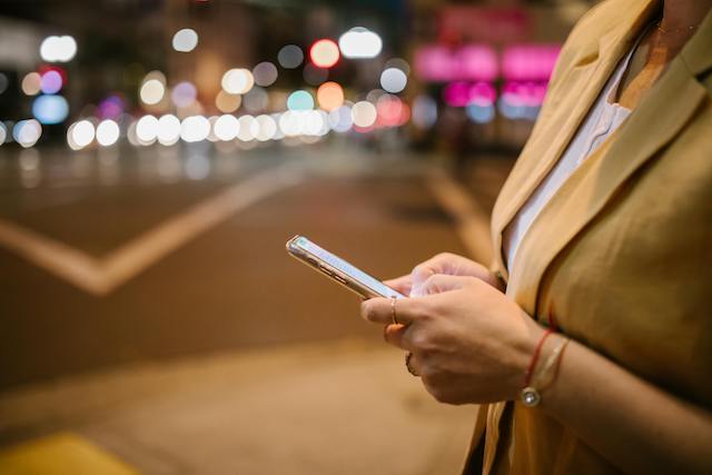 Sweet_TeeY's tweet card. Discover the key elements AI tools for entrepreneurs must include to ensure fairness, inclusion, accountability, and true human-centered support.