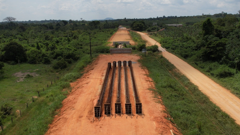 SOSESTRADAS's tweet card. Projeto prevê a substituição de estruturas de madeira por pontes e galerias de concreto Com o objetivo de modernizar a infraestrutura da BR-210, em