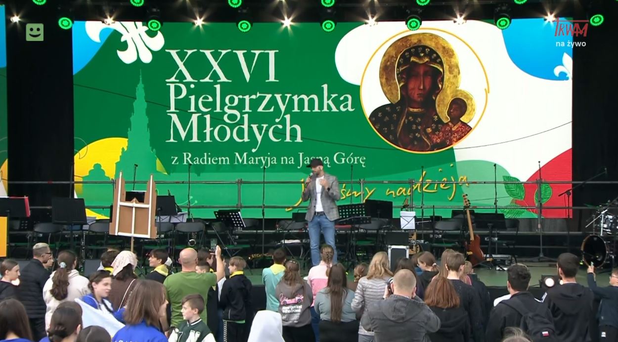 RadioMaryja's tweet card. ﻿