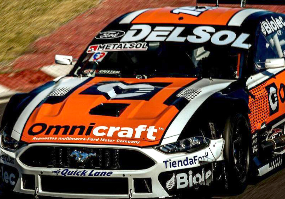 Campeonesnet's tweet card. Ganó con la TC Pick Up el domingo y al día siguiente continuó la tarea con el nuevo auto de Turismo Carretera, que tendrá apoyo de Ford.