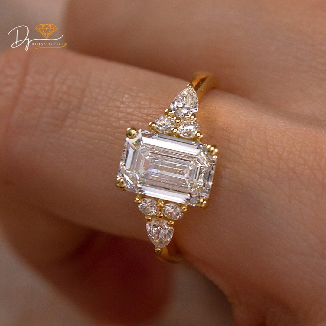 diffny14563's tweet card. This Engagement Rings item is sold by DiffNYJewels. Ships from Rutherford, NJ. Listed on Nov 1, 2025