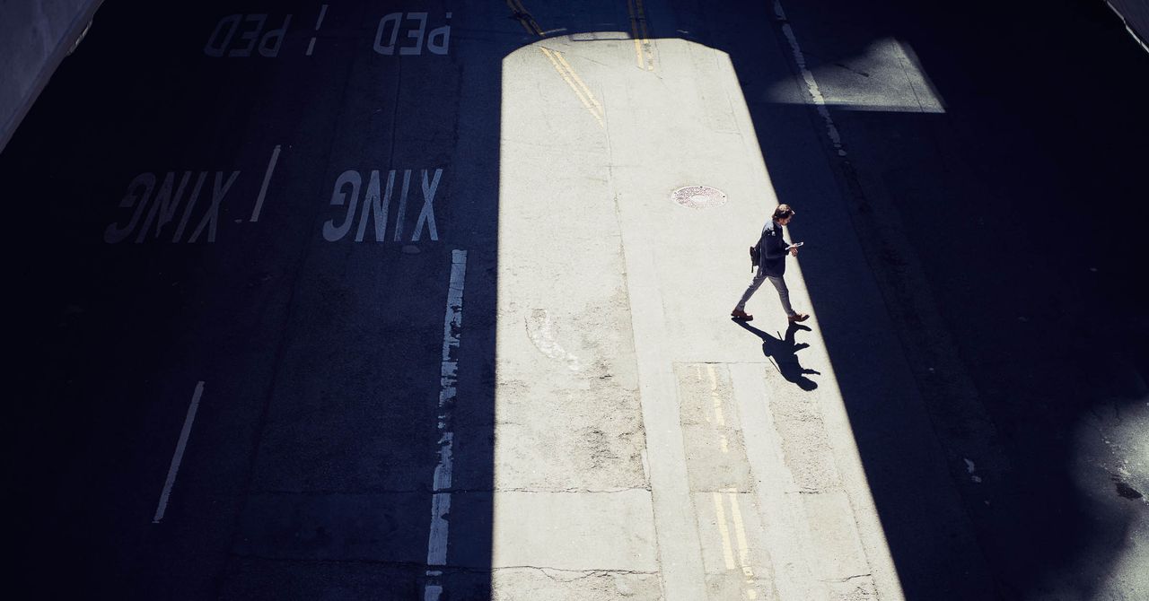 tsimonite's tweet card. San Francisco quietly amends its municipal surveillance law to allow for Apple's Face ID, though the ban on facial recognition still applies.