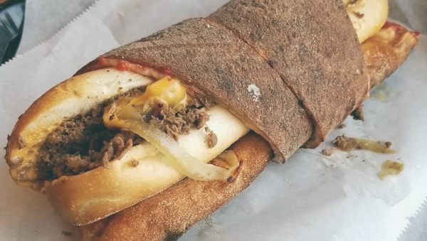 pablofitzc's tweet card. To assemble the dish, you have to stop by two separate establishments.