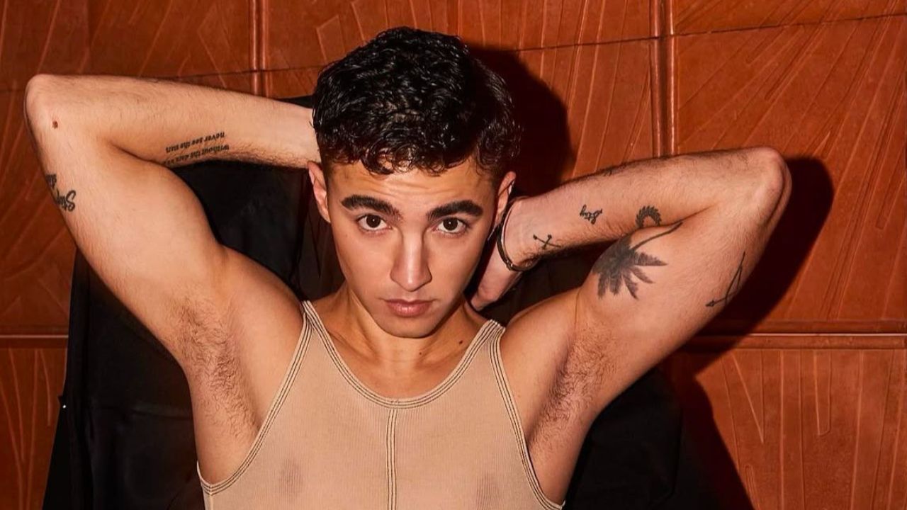 robert_alecs's tweet card. Samuel López es un bailarín español muy popular en TikTok por sus videos donde monta coreografías, esto sabemos sobre su biografía y pareja.