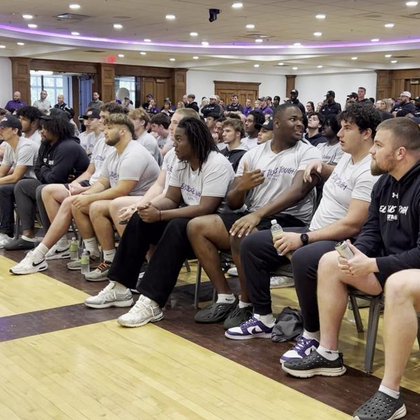 Tweet card summary image