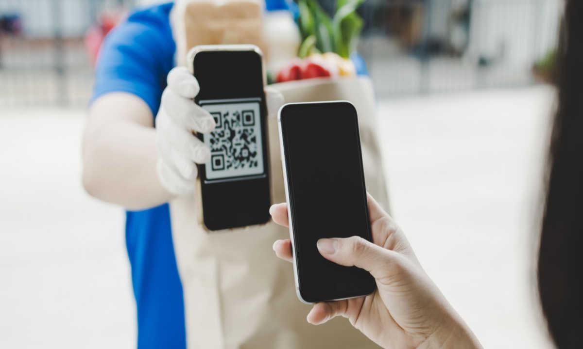 Sionic_io's tweet card. Grocers looking to provide a frictionless experience for their shoppers can go a long way with one simple option at checkout — digital wallet payment