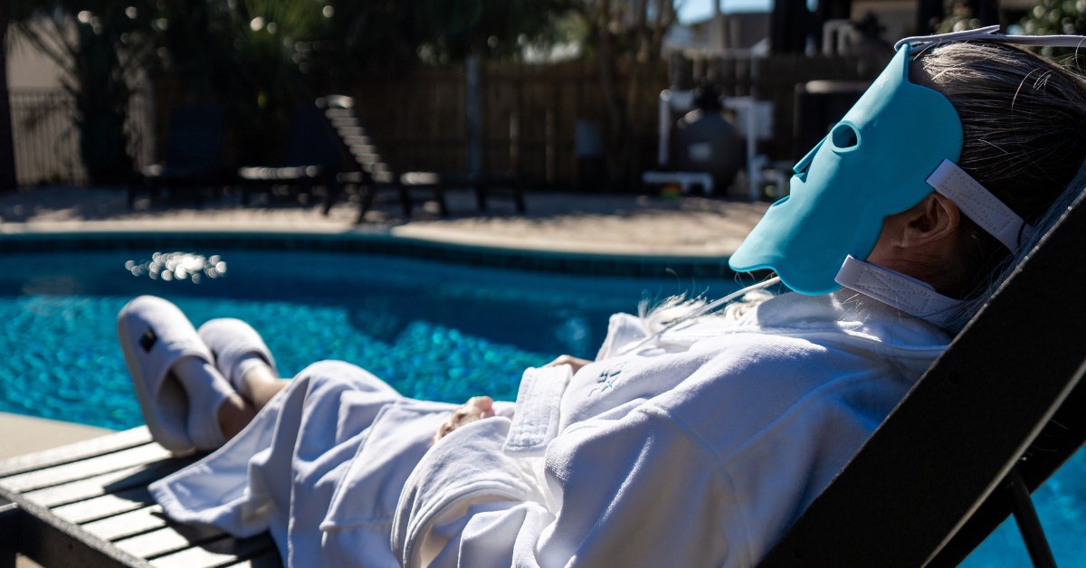 HolistixIntl's tweet card. PEMF & Red Light Therapy for chronic pain & recovery. Used by athletes & wellness professionals. See results in 30 days or your money back.