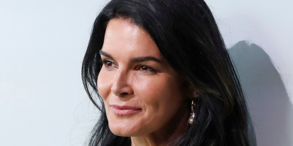 NBCNews's tweet card. The man told police he did so in self-defense; Harmon says he was nonchalant and unapologetic.