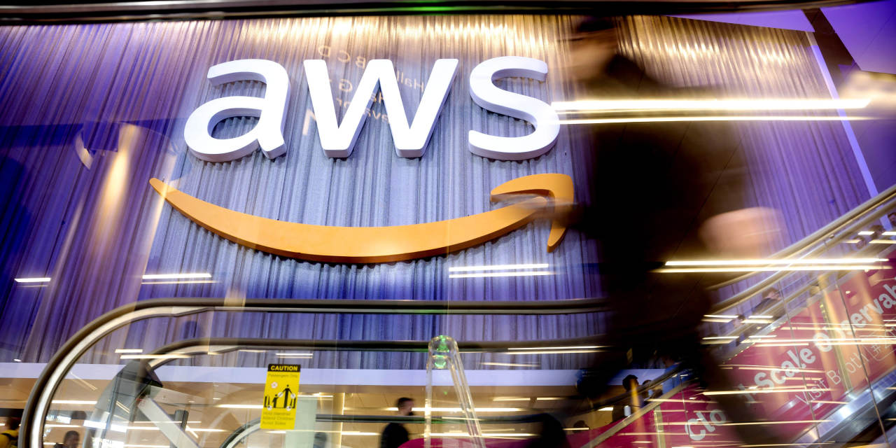 knash99's tweet card. Some CIOs have established internal teams to oversee their cloud spending.