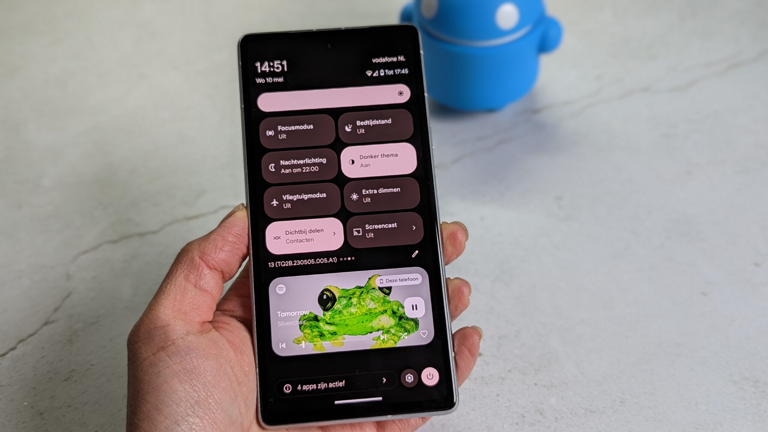 Androidworld's tweet card. Google Pixel-telefoons kampen met meerdere meldingsproblemen. Zo hebben vele Pixel-telefoons van de afgelopen jaren last van vertraging in de meldingen.