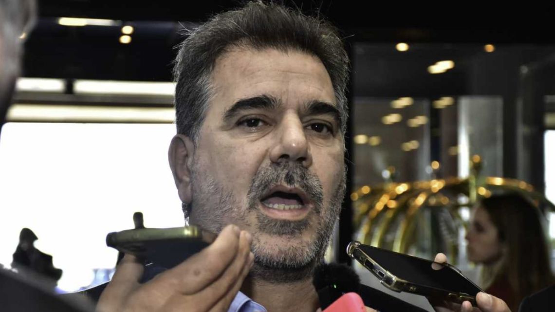 Gatosylvestre's tweet card. Mauricio Macri blindó en las últimas horas a su jefe del bloque de Diputados. No obstante, el viernes se encontrarán en un acto de la Fundación Pensar. La respuesta de María Eugenia Vidal a PERFIL.