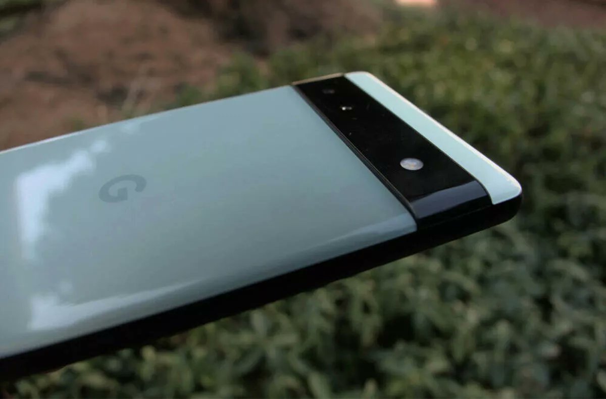 geekspacecz's tweet card. Není to tak dávno, co se začalo hovořit o tom, že Google chystá telefon, který by měl být ještě lepší, než Pixel 7 Pro. S Pixelem Ultra se počítalo jakožto s nejlepším mobilem, který je schopen...