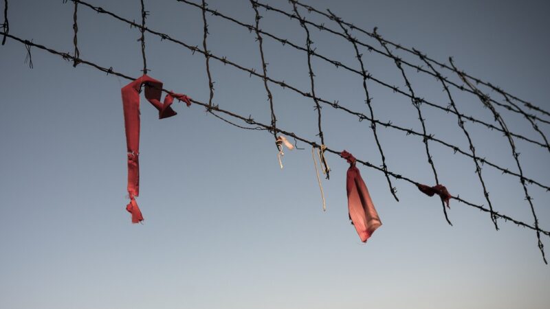 abkodo2's tweet card. Deux journalistes ont parcouru le chemin périlleux emprunté par les migrants pour entrer illégalement en France depuis l'Italie, afin de raconter leur histoire et de vivre eux-mêmes les défis liés à...