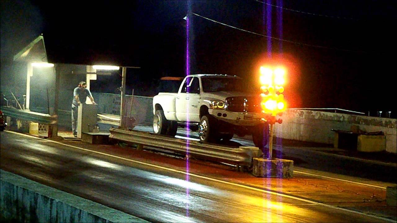 TransAmSusan's tweet card. Clarksville Dragstrip Sept 13, 2013