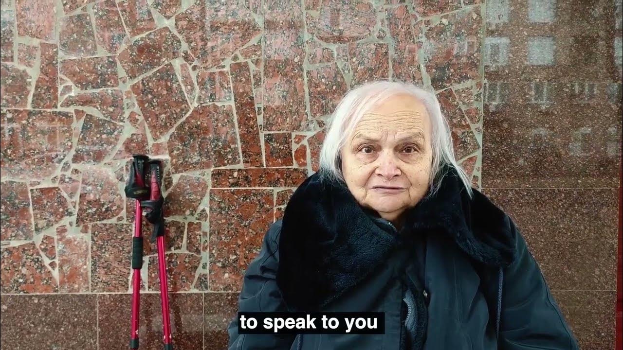 mashagessen's tweet card. "Не пускайте своих детей на войну!" Учительница Светлана Петровская...