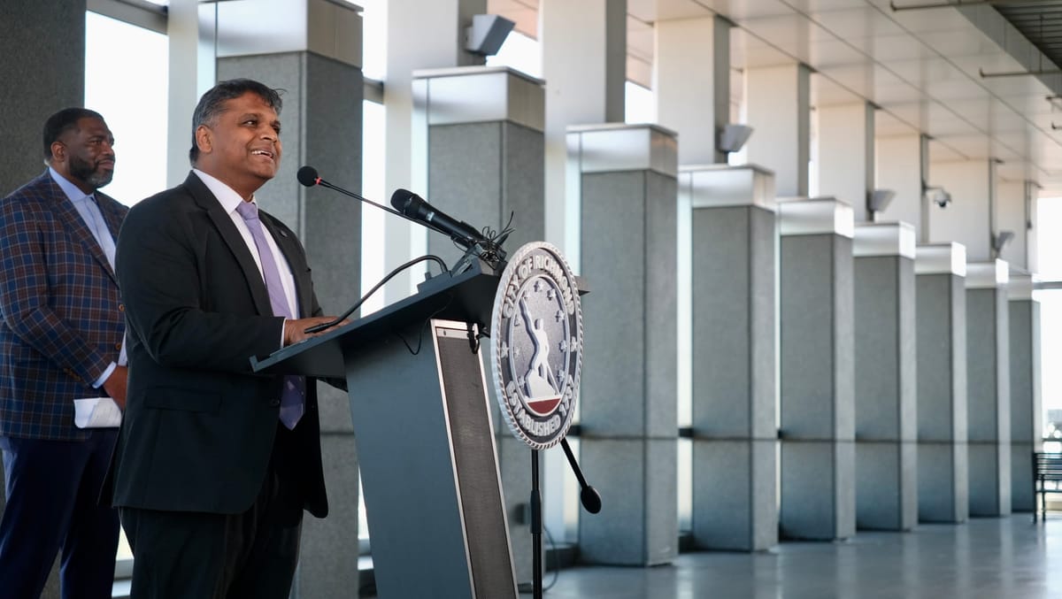 gmoomaw's tweet card. The mayor portrayed his stance as a defense of his team’s budget-writing powers laid out in the city charter.