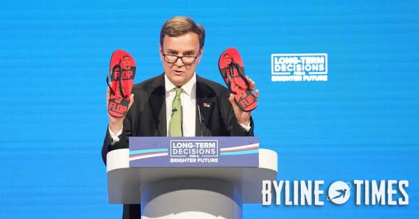 BylineTimes's tweet card. It's an embarrassing gaffe for the supposed party of security.