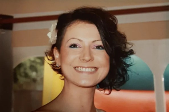 shadows_control's tweet card. Jessica Laverack, a talented hairdresser with a vibrant social life, tragically ended her own life after enduring years of domestic abuse.