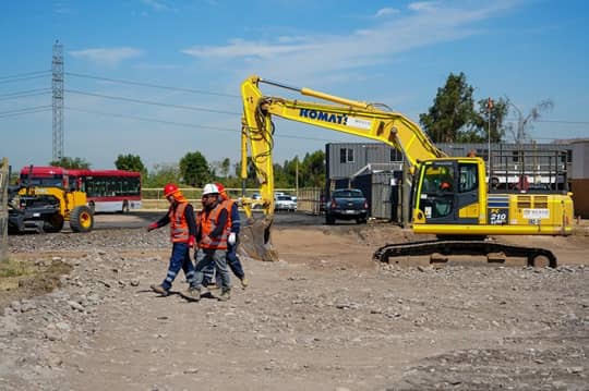 CodeXverde's tweet card. Los cuatro nuevos electroterminales serán operados por las empresas Conecta, Voy y Gran Américas.