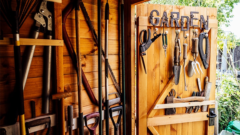 santosh_sthapit's tweet card. Store garden tools like a pro with these innovative ideas. #tidytips #outdoororganization