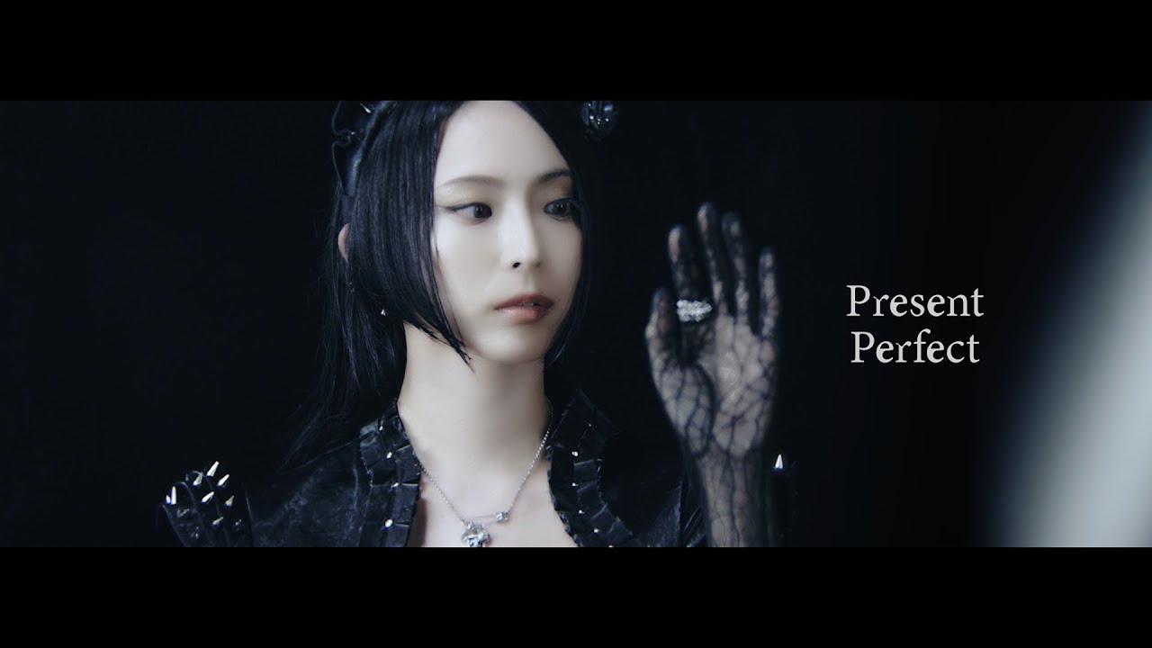 renoyoshitokisa's tweet card. BAND-MAID / Present Perfect (Official Music Video)