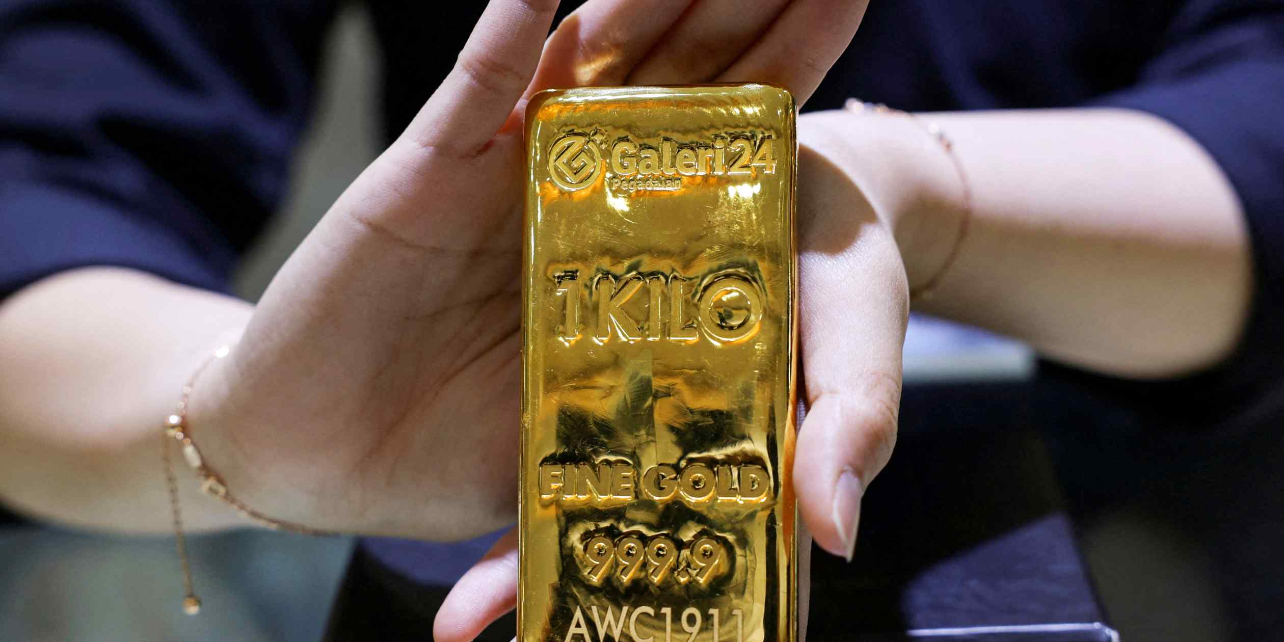 DavidLe76335983's tweet card. Nation has witnessed big moves in prices of commodity and gold-linked securities