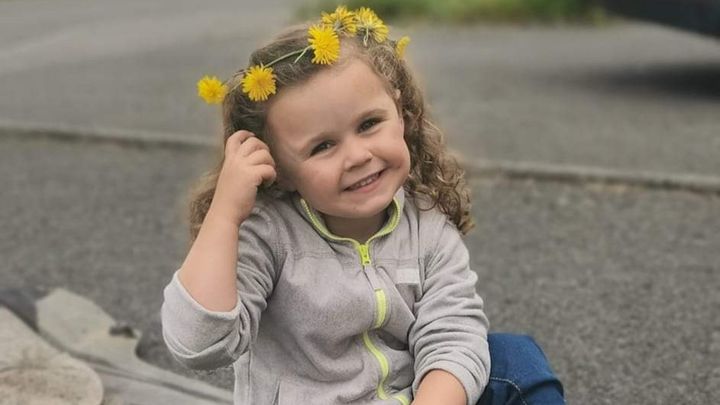 DataStream_doo's tweet card. Hvala svima vama, divnim ljudima, koji ste nesebicno donirali i molili se za n… Ljerka Kapustic needs your support for Help Laura beat the beast (brain tumor)