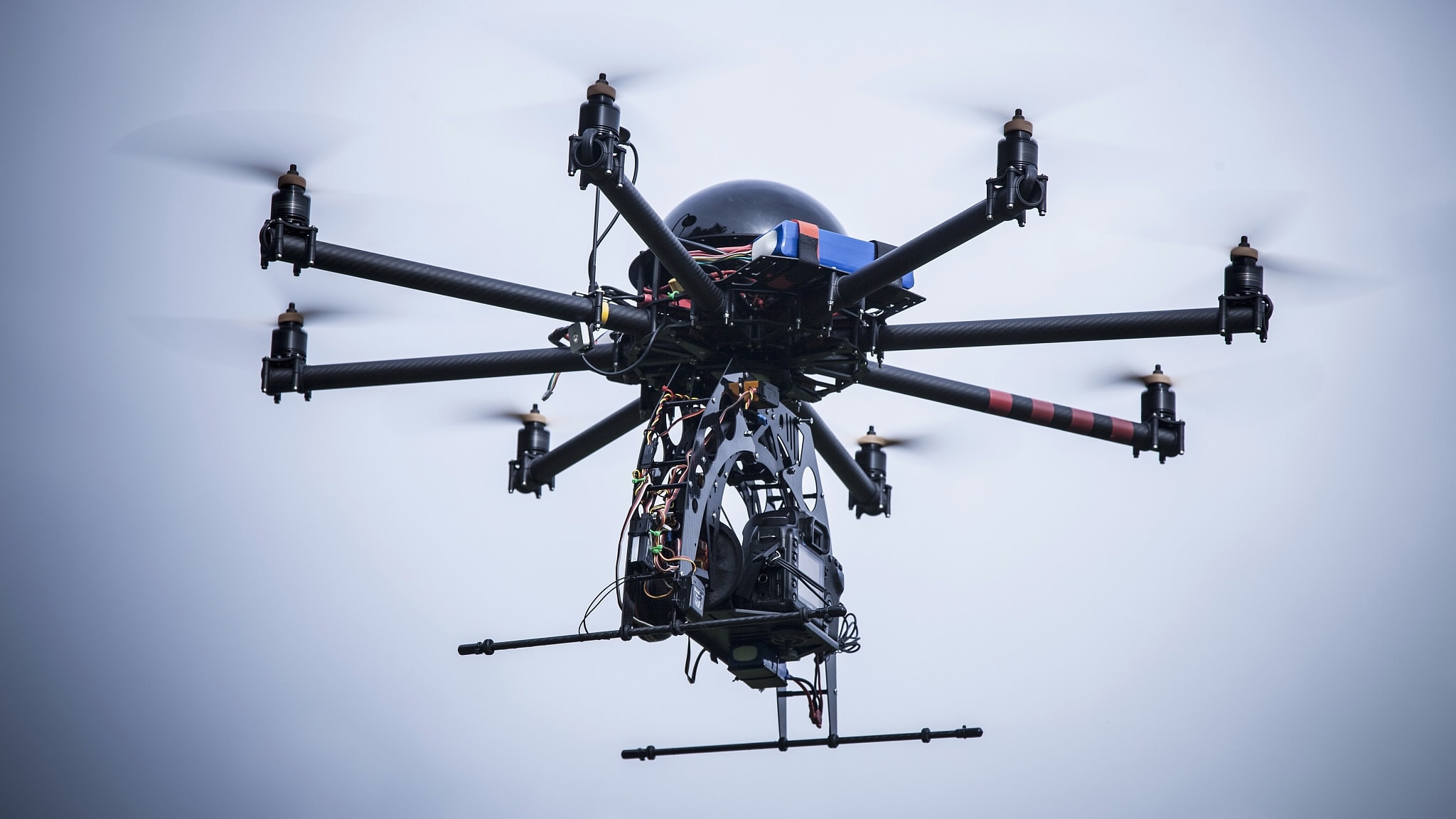 CGTNOfficial's tweet card. China’s Customs captured a group of cross-border smugglers using drones as part of their illegal efforts to transport smartphones worth over 500 million yuan (80 million US dollars) from Hong Kong to...