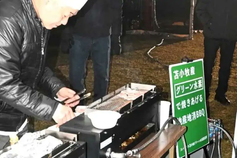 tripeat_hkd's tweet card. 苫小牧市沼ノ端で水素製造所を運営するスパークス・グリーンエナジー&テクノロジー（東京）は22日、オートリゾー