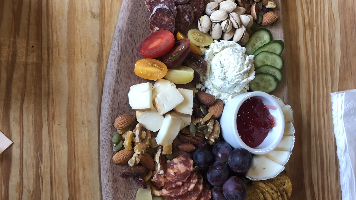 jspertus's tweet card. Green Dirt Farm offers tours, tastings, events, and their own café and retail shop.