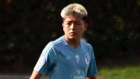 wakatakegroup's tweet card. 日曜日にサラマンカvsセルタCのプレーオフ最終戦が終わり今シーズンのリーグが全て終了。最終戦ではサラマンカが引き分けてそのまま昇格。会場には1万6千人。サラマンカの街のクラブが昇格がかかった一戦に街中の人が集結。本当にサッカー文化が根付いてると思ったこと出来事でした。そしてセルタCに所属する布川選手が日本人では最長のシーズンになりました。サッカー選手にとってはシーズンが長ければ長いほど光栄な...