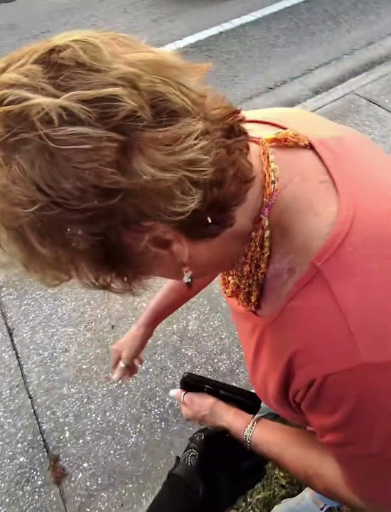 IIIPConLibPat's tweet card. that dude is drunk 😵‍💫