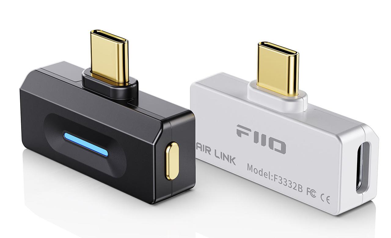 StereoSound_inc's tweet card. FIIOから、USB Type-Cコネクターを搭載し、スマホやPCと手軽に接続して使えるBluetoothトランスミッター「AIR LINK」（市場予想価格￥8,800前後）が11月29日に発売される。本体カラーはBlackとSilver。 サイズW34.5✕H23.5✕D9.5mm、重さ約5gというコンパクトな本体にクアルコム製「QCC5181」を搭載、LDAC、aptX Lossless...